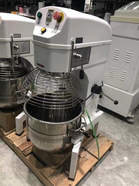 Classic 3 Handle 3 Speed Food Mixer With Cover 10L to 50L Bowl