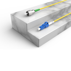 Patchcord de fibra óptica LC/UPC-FC/APC Simplex de modo único G652D/G657A1 Core LSZH SM Cabos de patch cord de fibra óptica