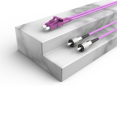 Patchcord de fibra óptica FC/UPC-LC/UPC Multimodo Duplex OM4 LSZH MM Cabos de patch cord de fibra óptica