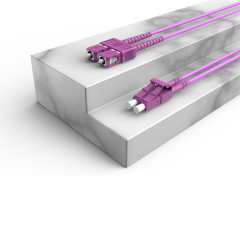 Fibra Óptica Patchcord LC/UPC-SC/UPC Multimodo Duplex OM4 LSZH MM Cables de fibra óptica Patch Cord