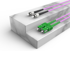 ST/UPC-SC/APC多模双纤带卡扣OM4低烟无卤光纤跳线