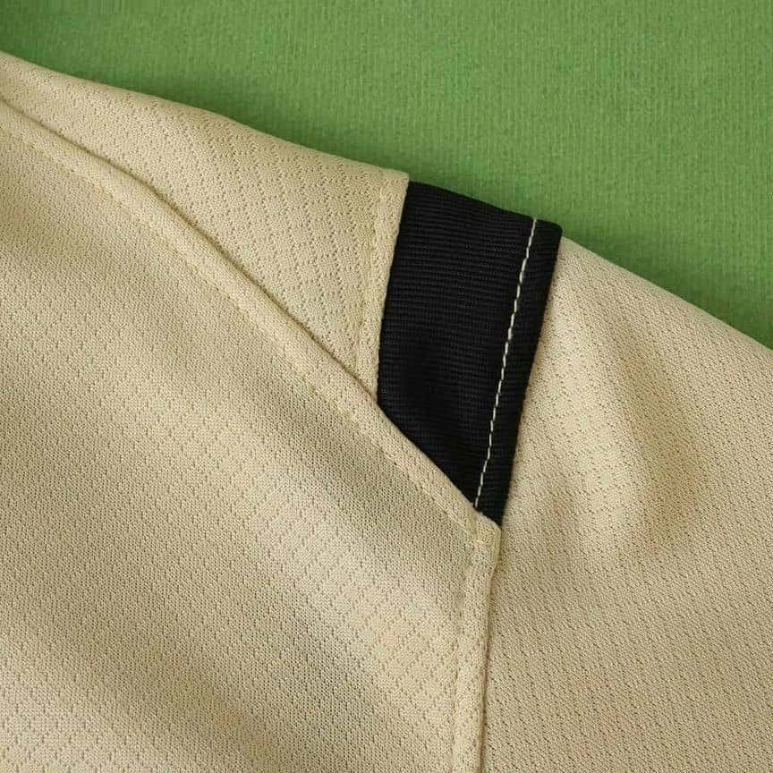 Barcelona 2025-26 Away Long Sleeved Jersey Fan Version