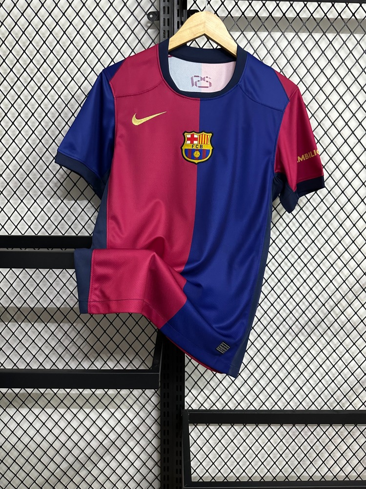 24-25 Barcelona home game on the (blank version) Jersey Fan Version