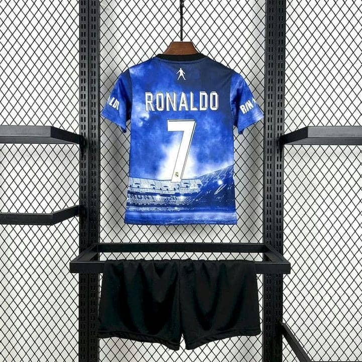 25-26 Cristiano Ronaldo Real Madrid 2013 Tribute Kids Kit Fan Version