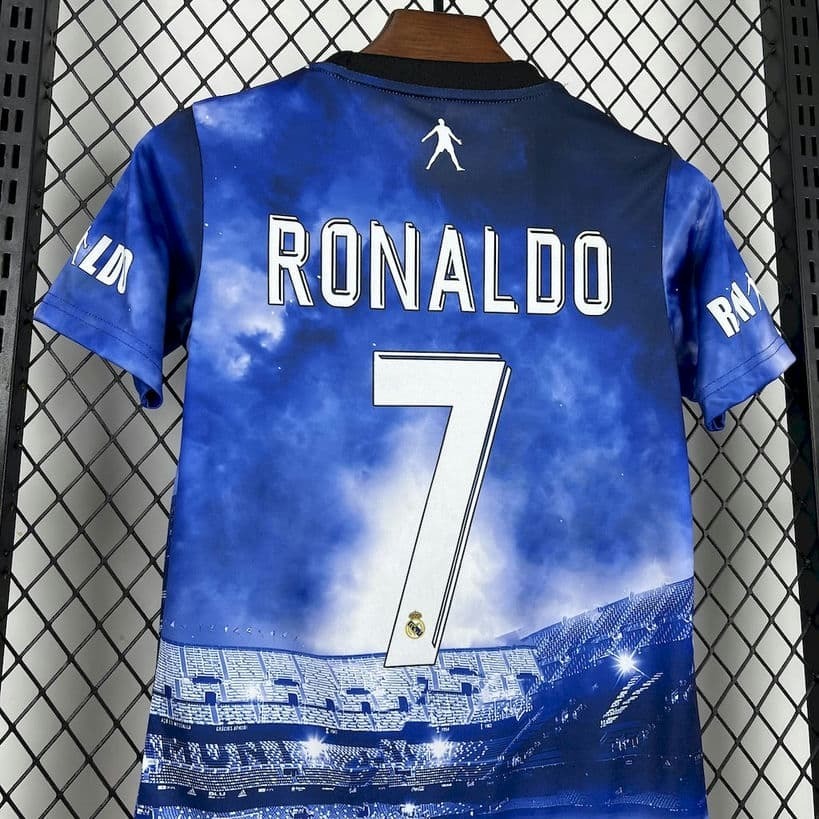 25-26 Cristiano Ronaldo Real Madrid 2013 Tribute Kids Kit Fan Version