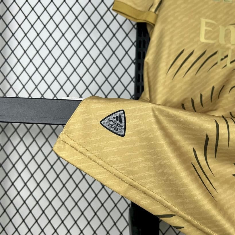 2526 Real Madrid Gold Pre-Match Training Jersey Fan Version