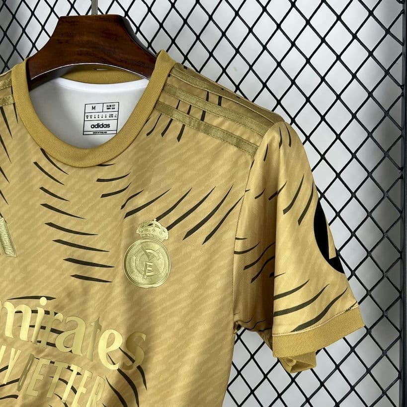 2526 Real Madrid Gold Pre-Match Training Jersey Fan Version