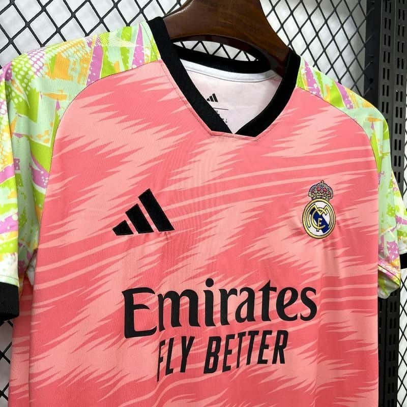 2526 Real Madrid Pink Zig-Zag Pre-Match Training Jersey Fan Version