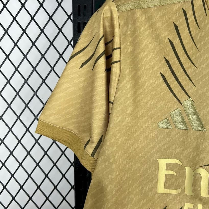 2526 Real Madrid Gold Pre-Match Training Jersey Fan Version