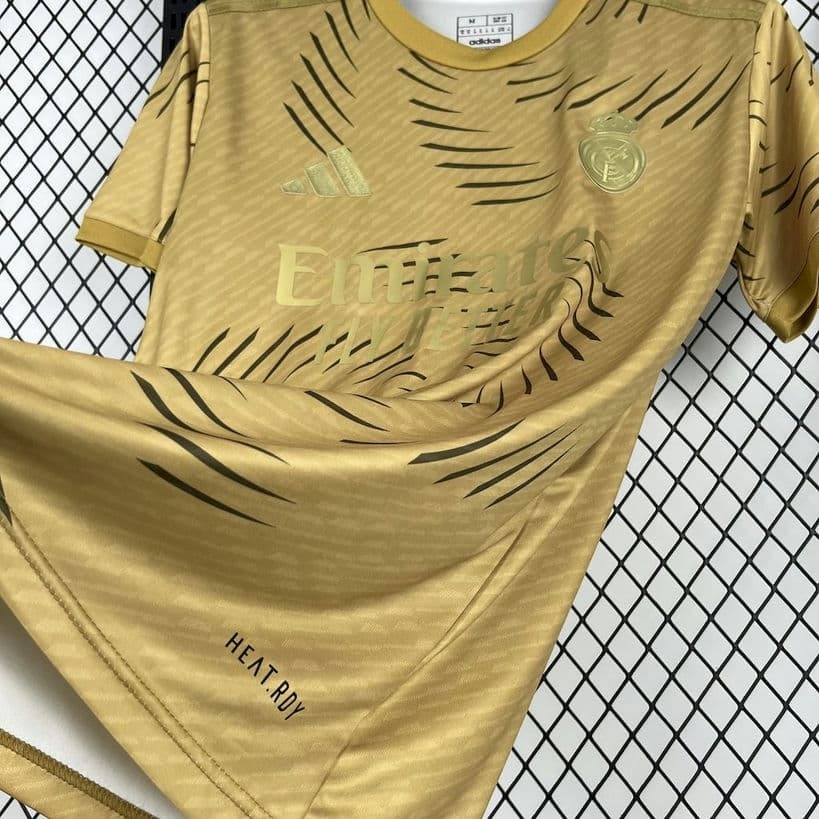 2526 Real Madrid Gold Pre-Match Training Jersey Fan Version