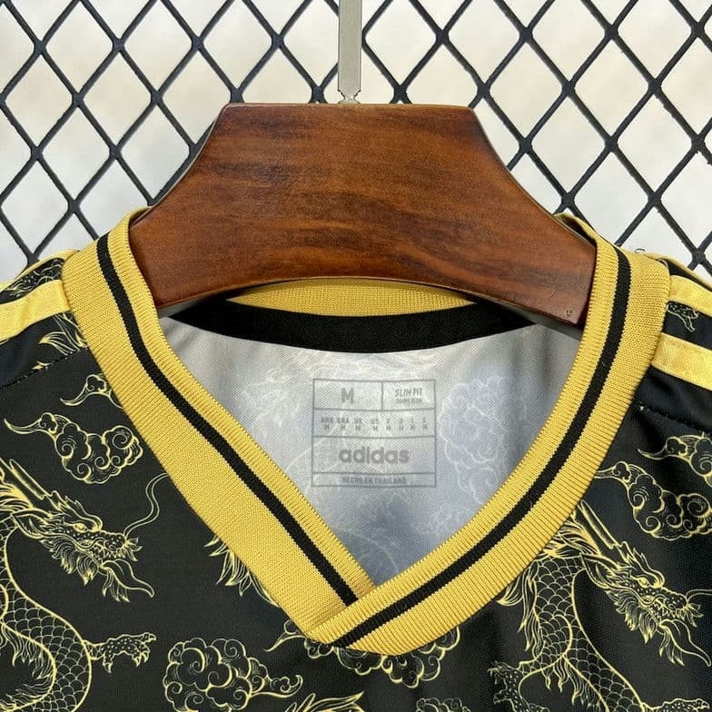 2526 Real Madrid Black Golden Dragon Special Edition Jersey Fan Version
