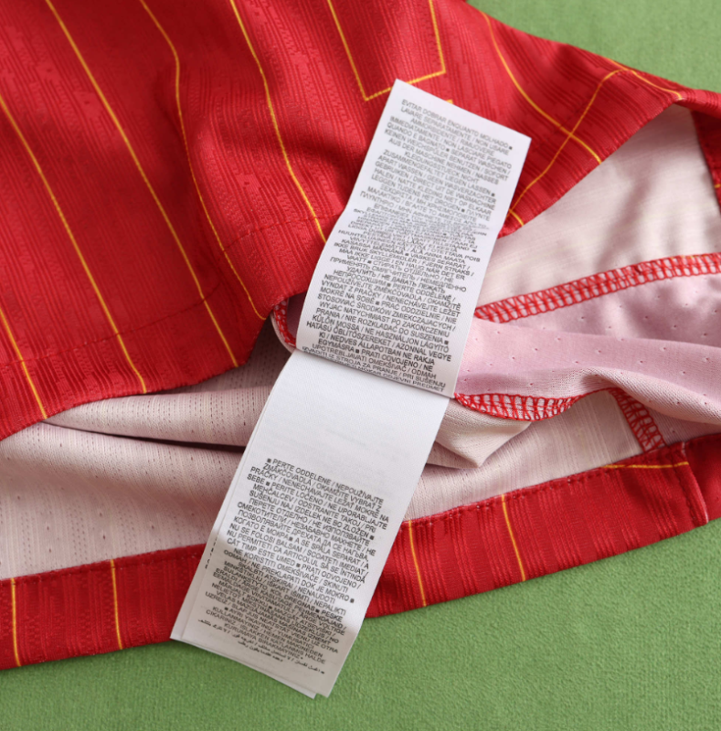 player version 24/25 liverpool home jersey