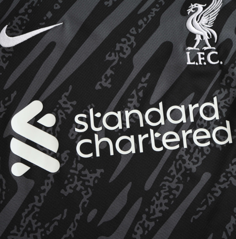 24/25 liverpool goalkeeper black jersey