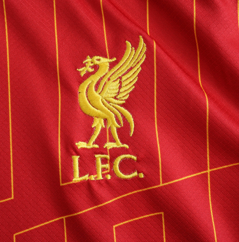 24/25 liverpool home jersey
