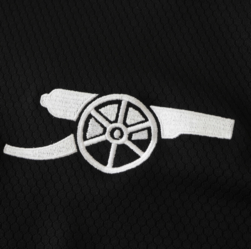 24/25 arsenal goalkeeper black jersey