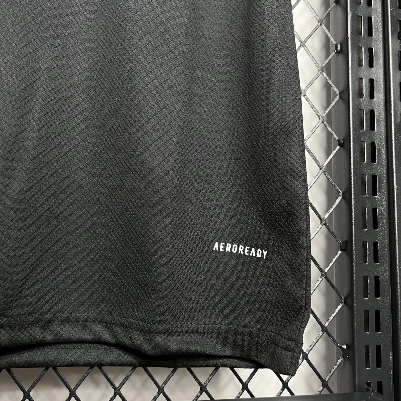 24/25 man utd goalkeeper black jersey