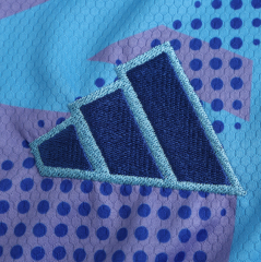 24/25 real madrid goalkeeper jersey