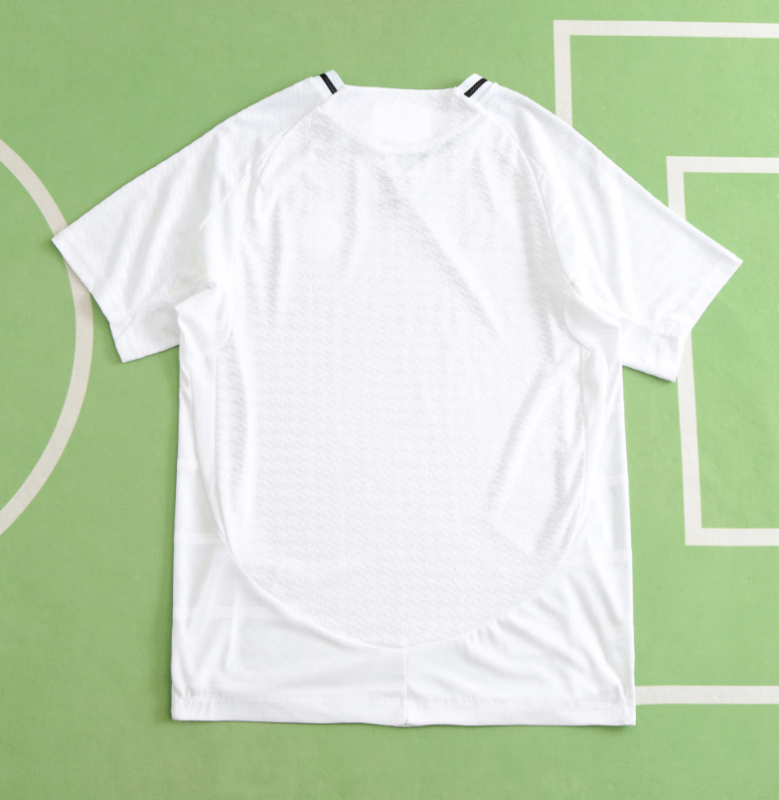 player version 24/25 real madrid home jersey