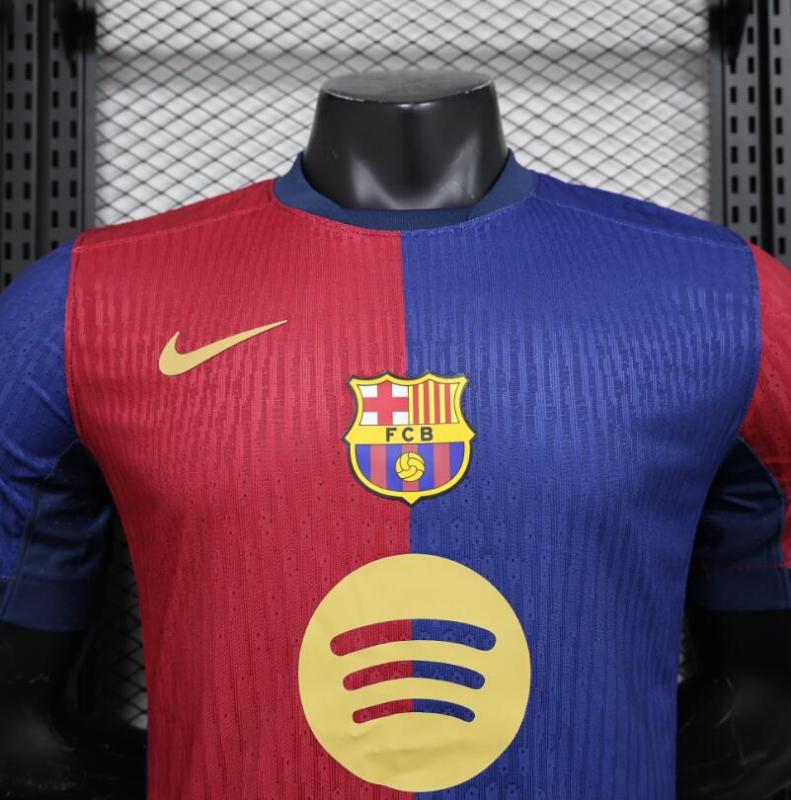 player version 24/25 Barcelona home jersey big logo