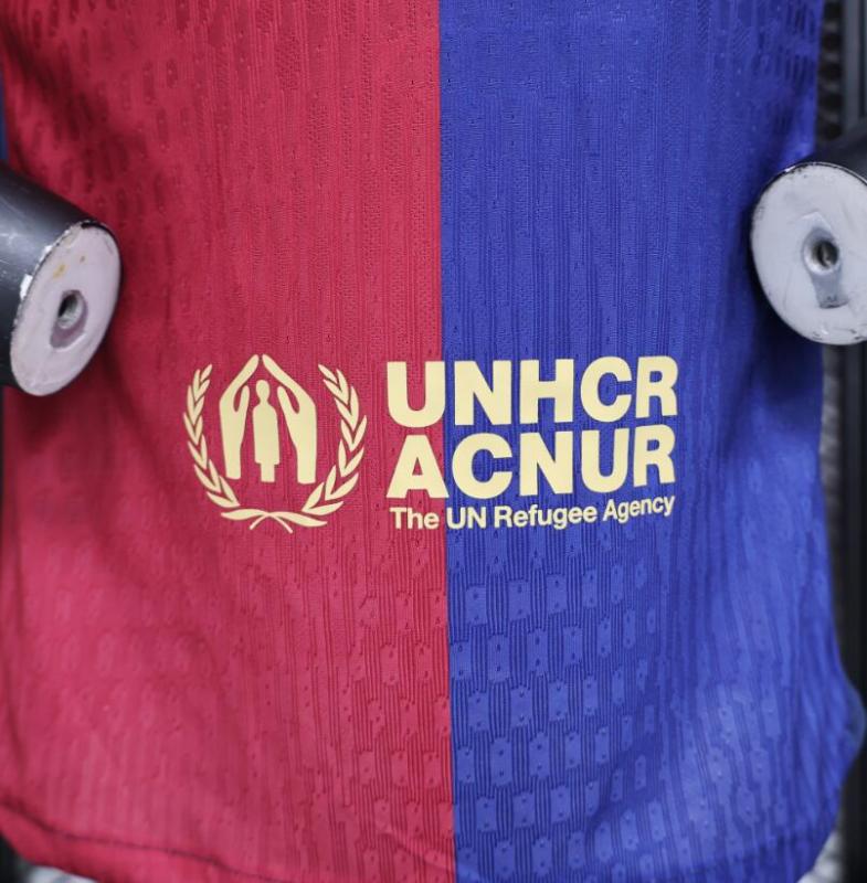 player version 24/25 Barcelona home jersey big logo