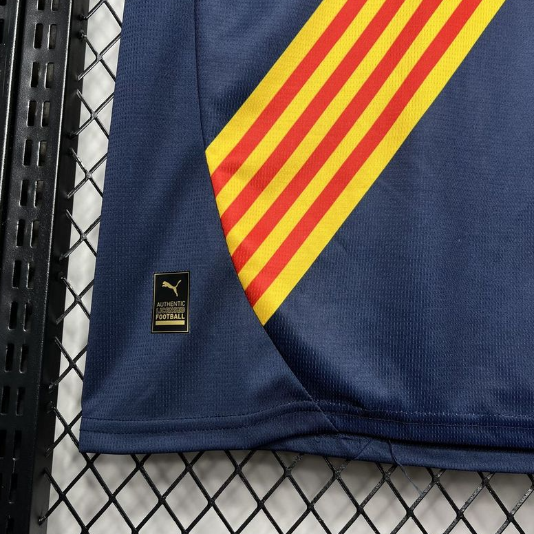 24/25 Girona away jersey