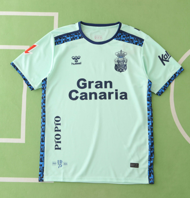 24/25 Las Palmas third jersey