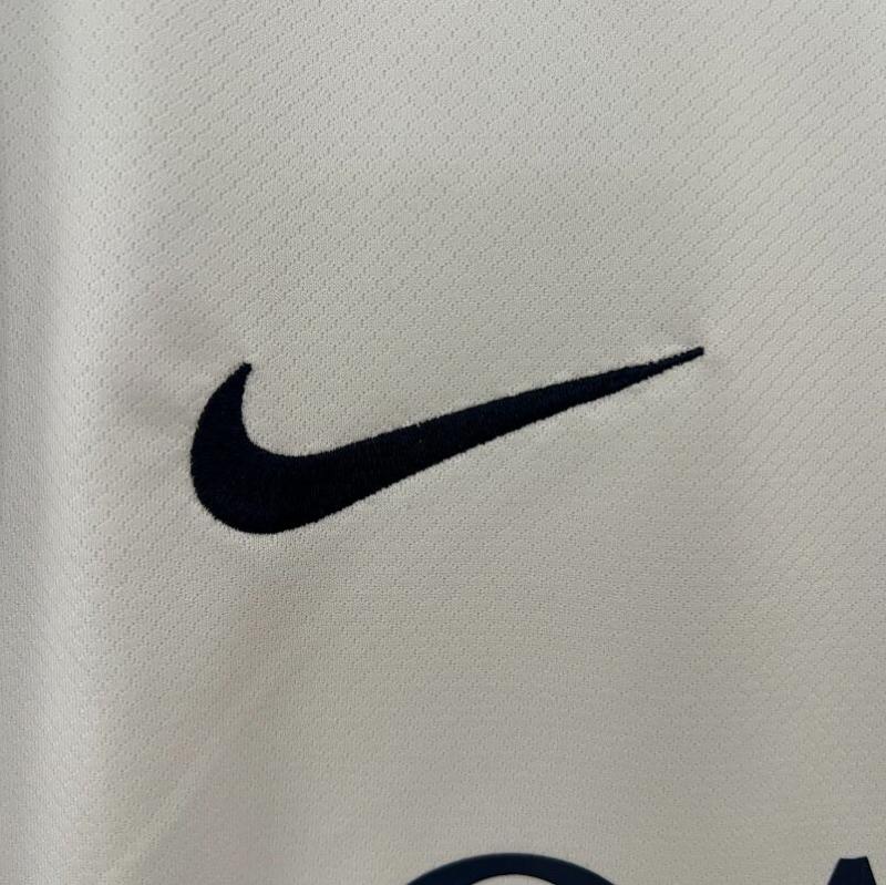 24/25 psg away jersey