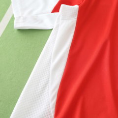 24 25 1. FC Union Berlin home jersey