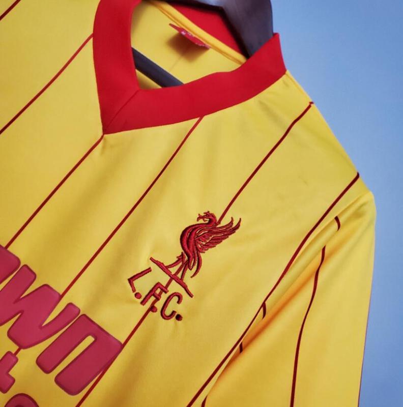 retro 82 83 liverpool away Jersey