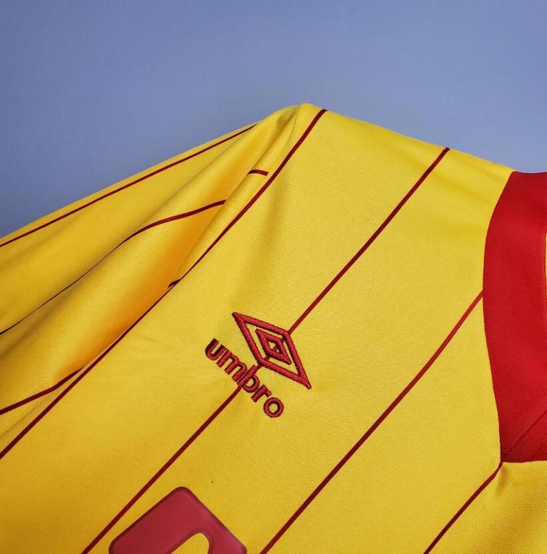 retro 82 83 liverpool away Jersey