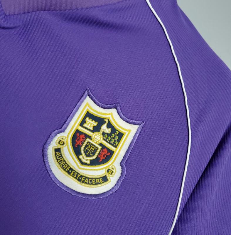 retro 98 99 Tottenham away jersey