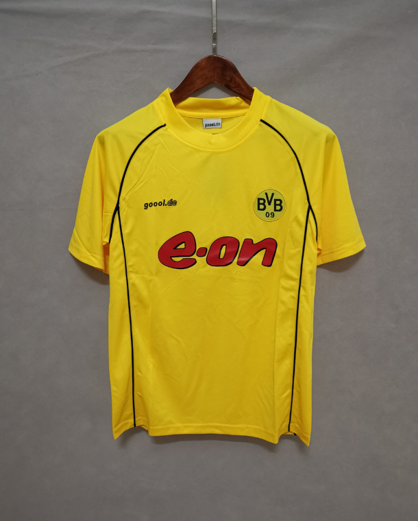 retro 02 03 Dortmund UCL home jersey