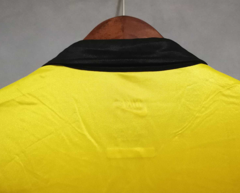 retro 98 99 Dortmund home jersey