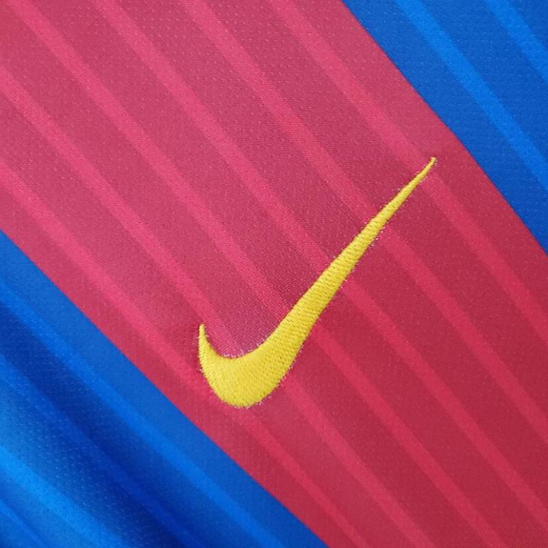 16 17 Barcelona home retro soccer jersey
