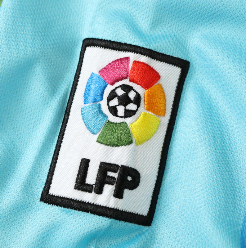 07 08 Barcelona away retro soccer jersey