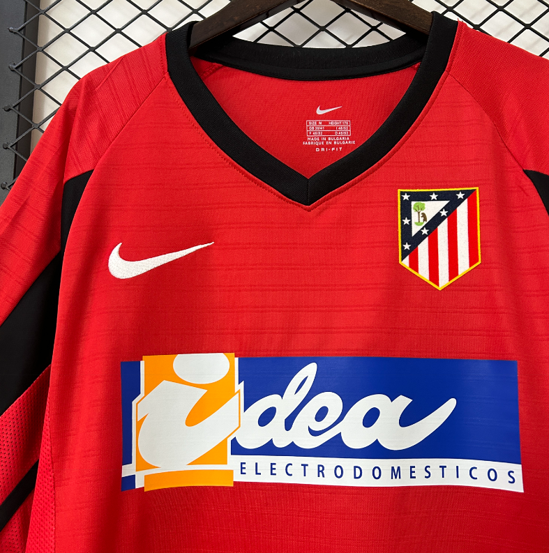 retro 01 02  Atletico Madrid away jersey