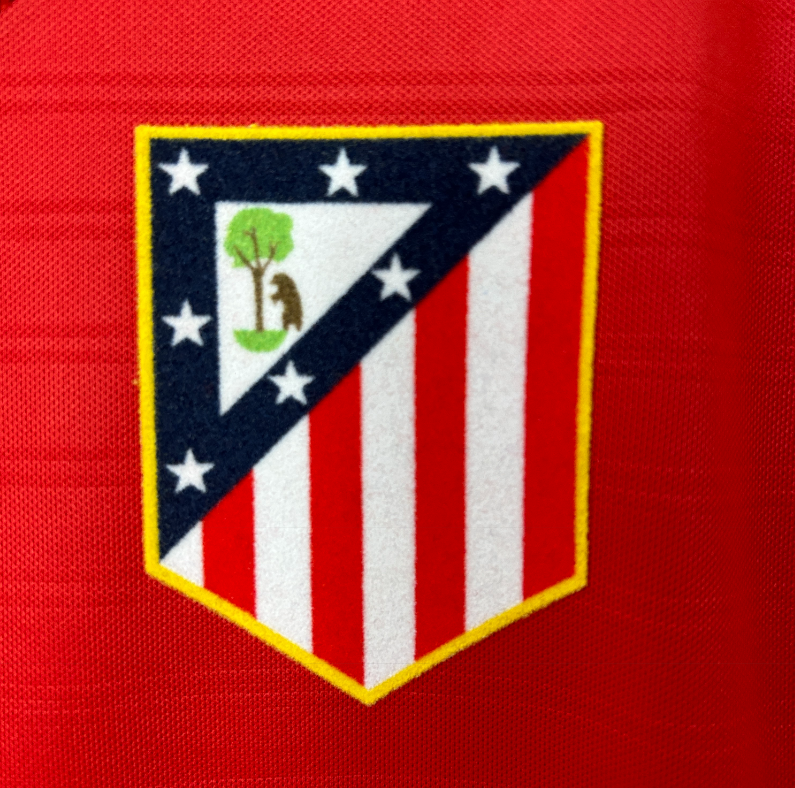 retro 01 02  Atletico Madrid away jersey
