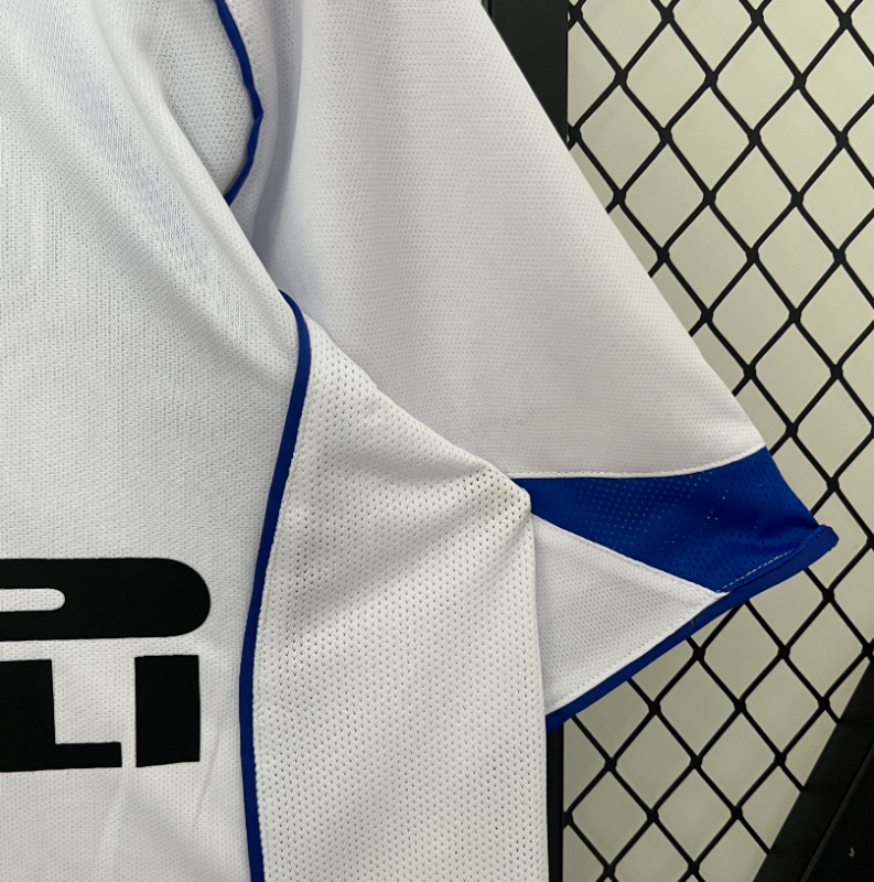 04 05 retro inter milan away jersey