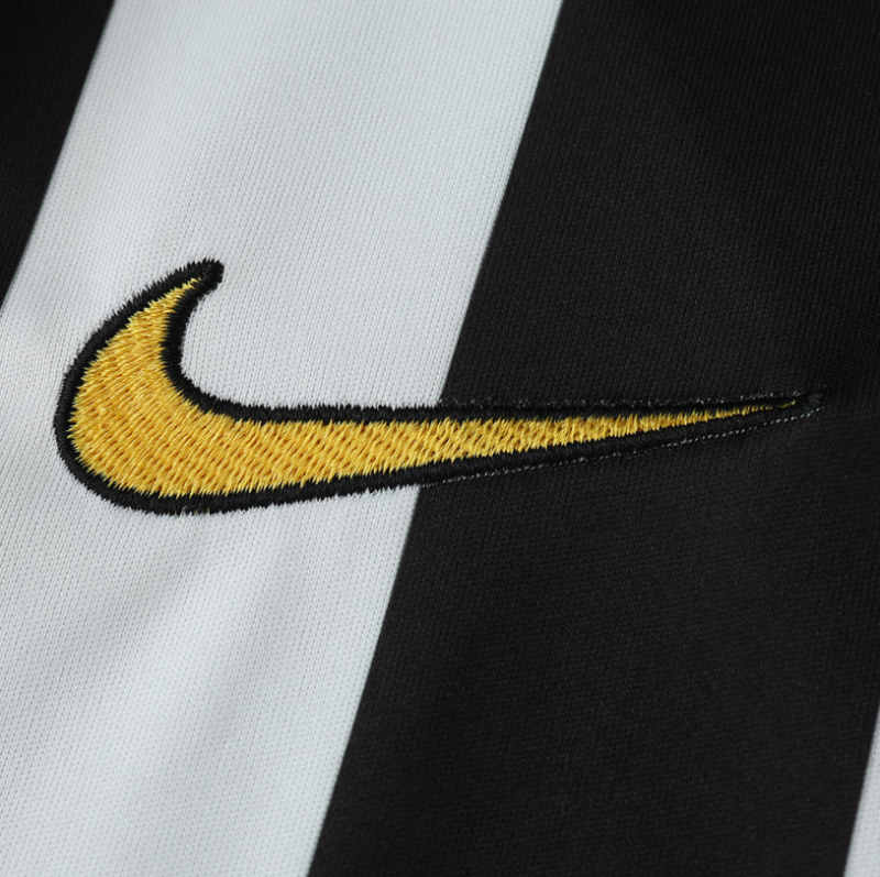 retro 03 04 juventus home jersey