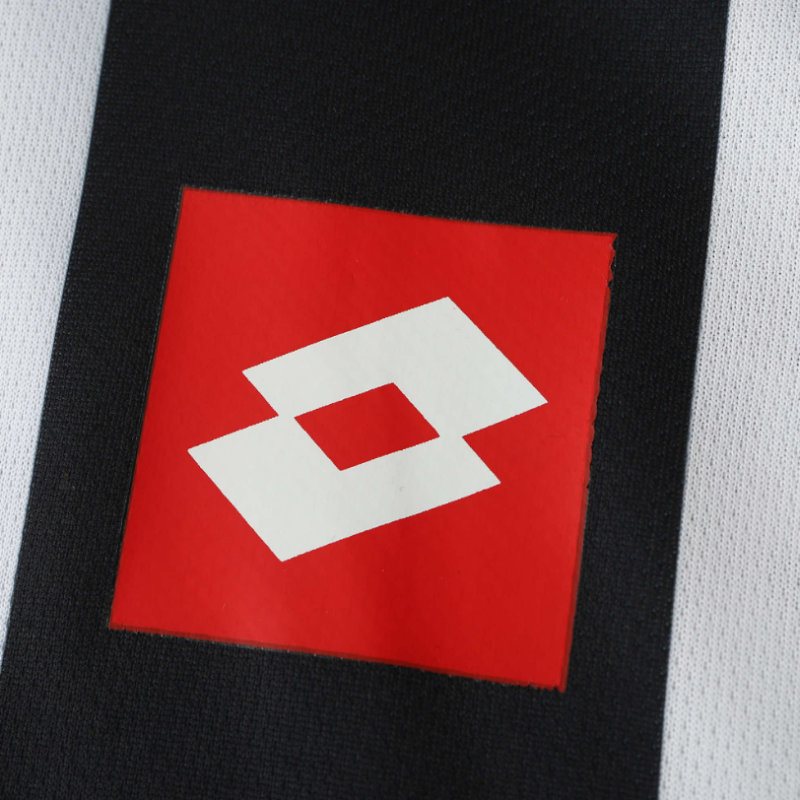 retro 02 03 juventus home jersey
