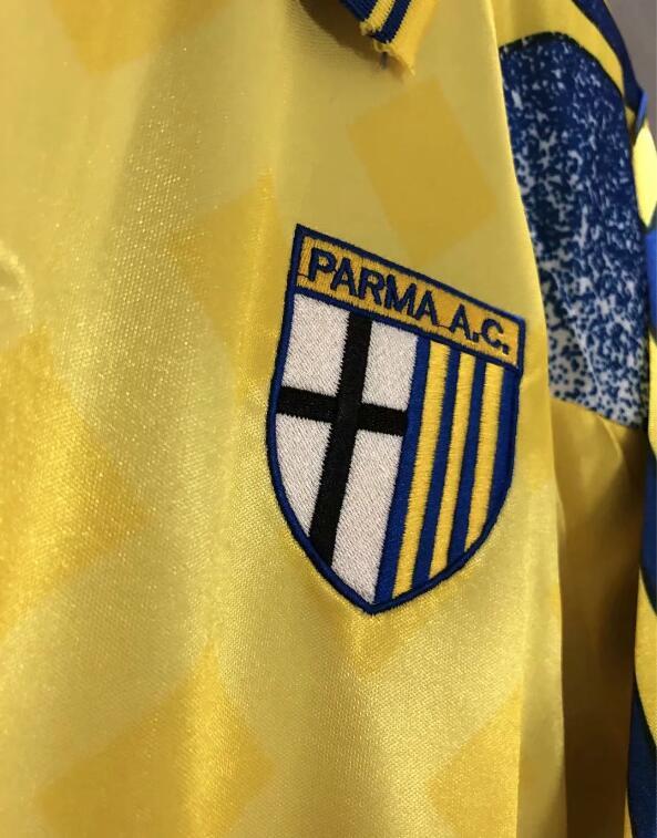 retro 95 96 Parma Calcio 1913 away jersey