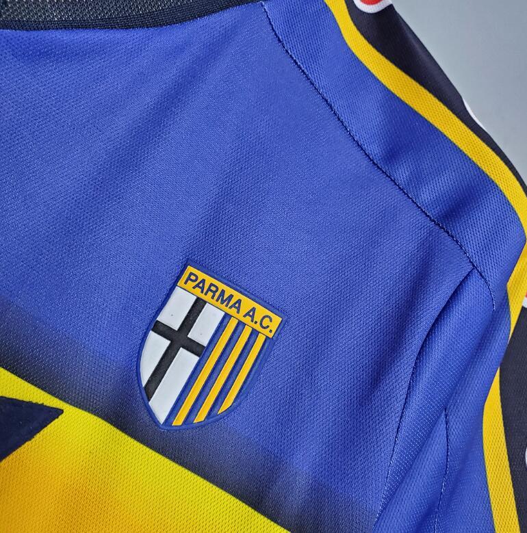 retro 01 02 Parma Calcio 1913 home jersey