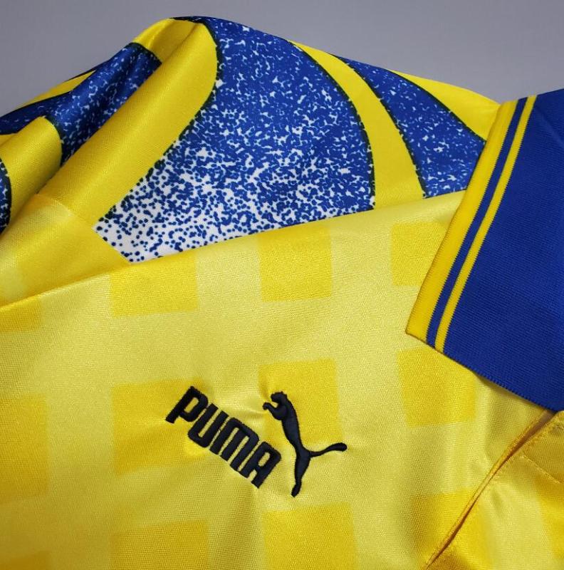 retro 95 96 Parma Calcio 1913 away jersey