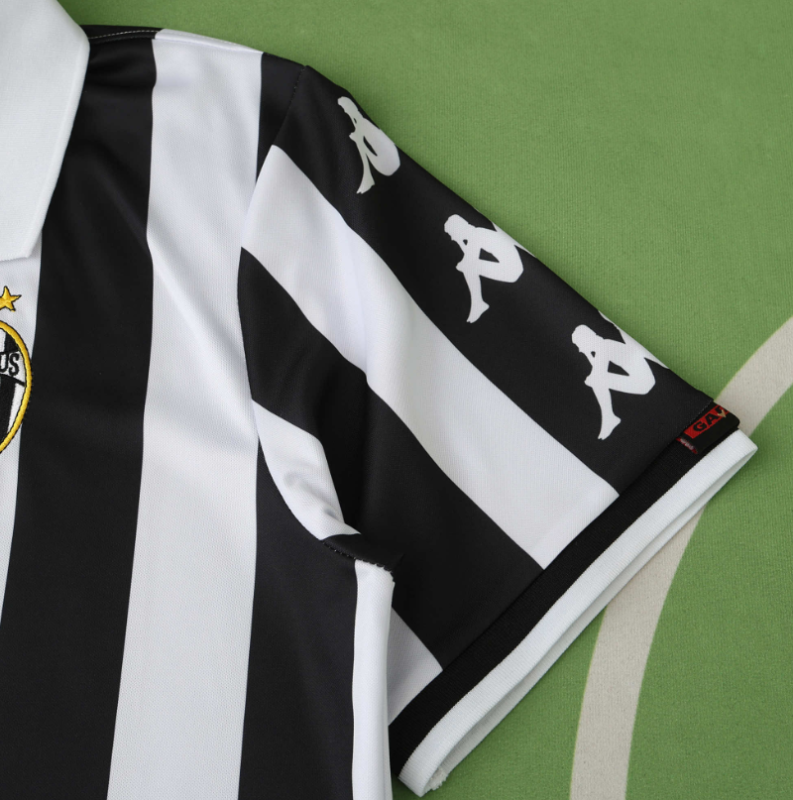 retro 989 00 juventus  home soccer jersey