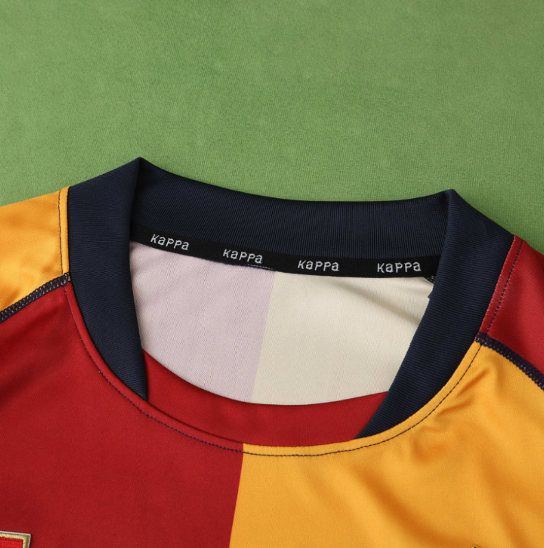 retro 01 02 ROMA Champions League Home jersey