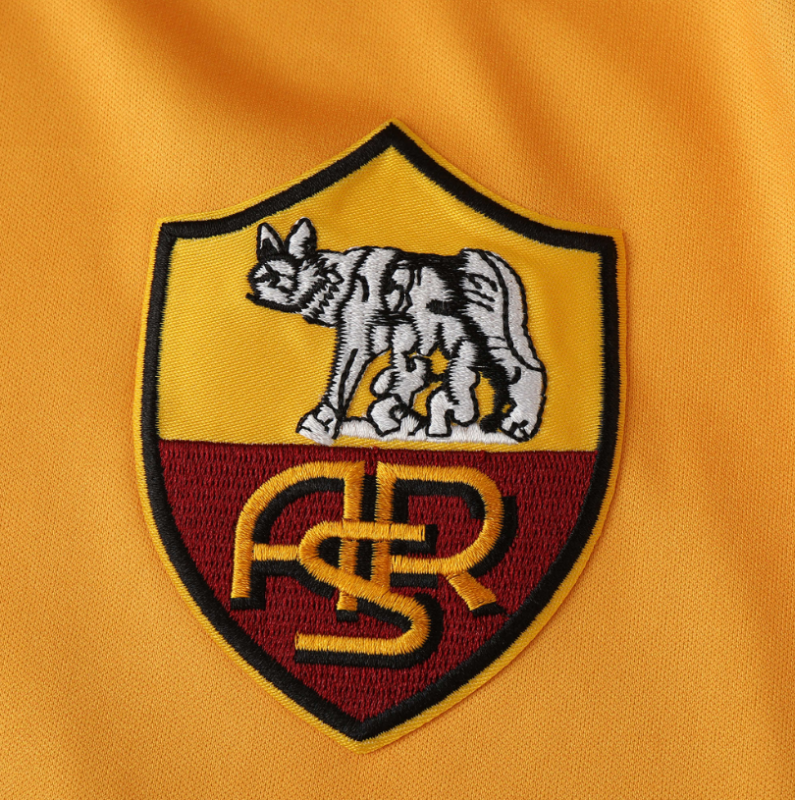 retro 01 02 ROMA Champions League Home jersey
