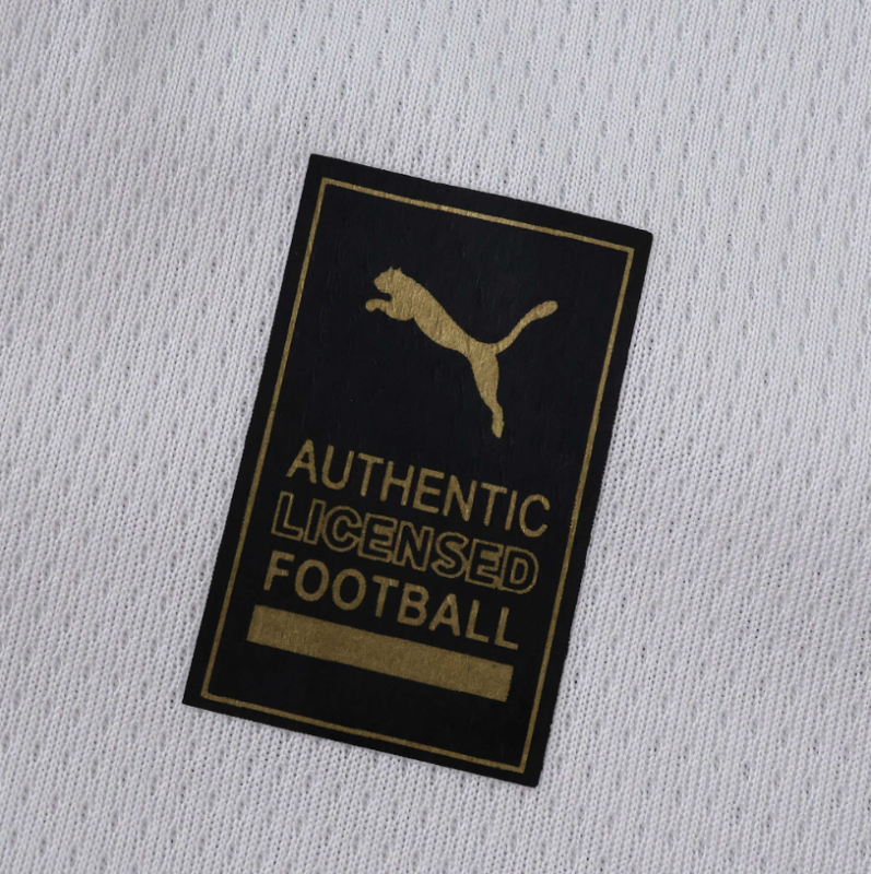 25 26 Monchengladbach home jersey