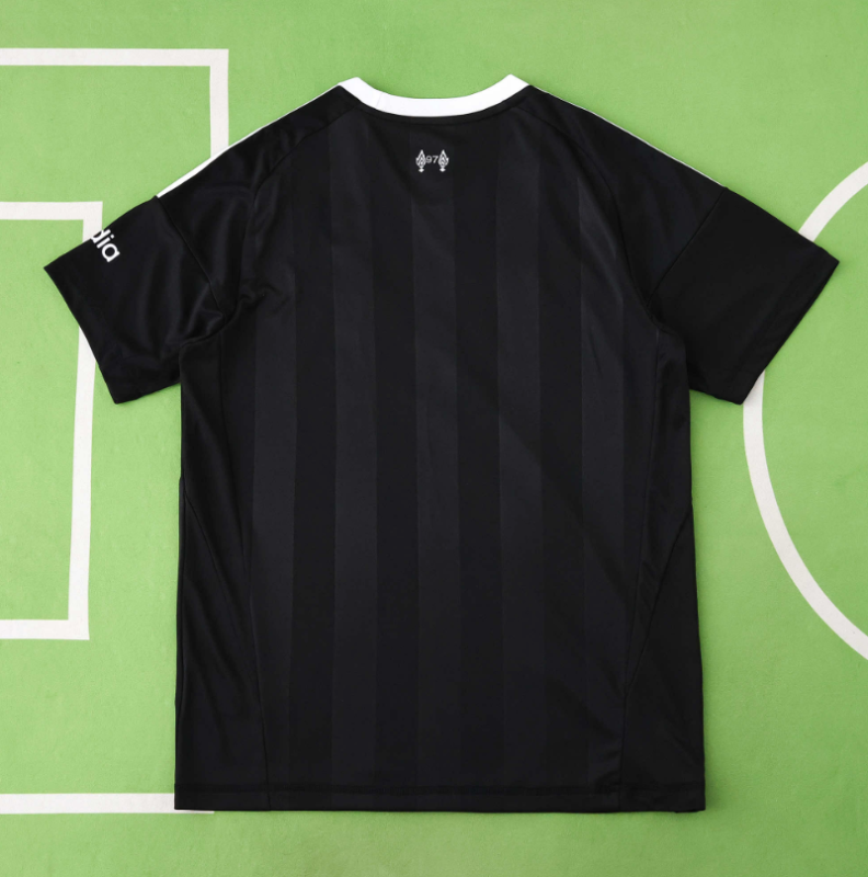 25 26 Liverpool black goalkeeper Fans version soccer jersey