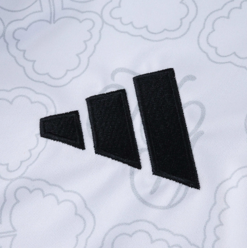 25 26 Nottingham Forest FC away jersey