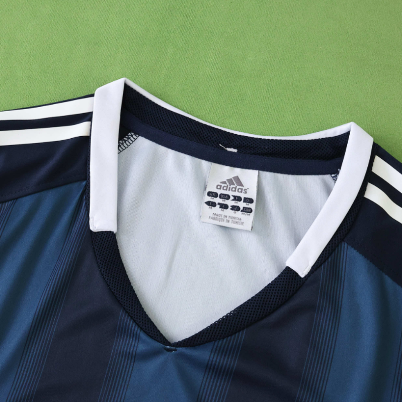 RETRO 04 05 newcastle united  away jersey